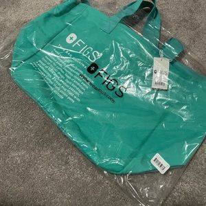 Figs surgical green tote bag sold out